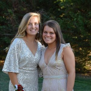 Meet your Posher, Whitney